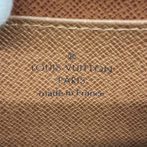 LOUIS VUITTON Brown Monogram Wallet - Picture 4 of 9